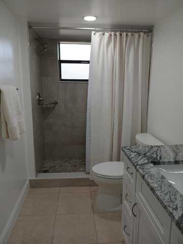 4760 Lucerne Lakes 405 Boulevard, Lake Worth, FL 33467