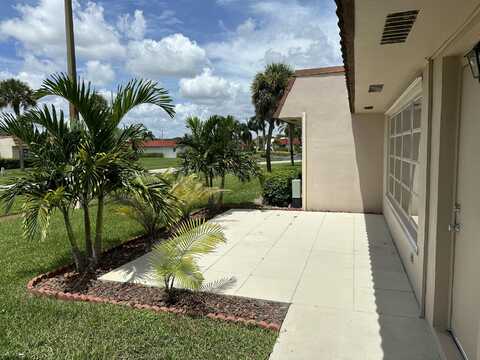 5775 W Fernley Drive W, West Palm Beach, FL 33415