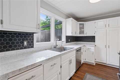 81 Birnamwood Drive, Burnsville, MN 55337