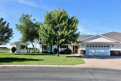 315 5th Circle SW, Blooming Prairie, MN 55917