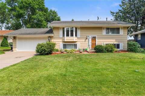 657 Mccallum Drive, New Brighton, MN 55112