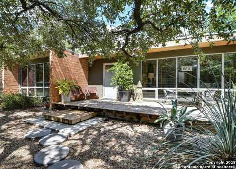 605 Kendall, San Antonio, TX 78212