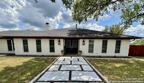 175 columbus, McDade, TX 78650