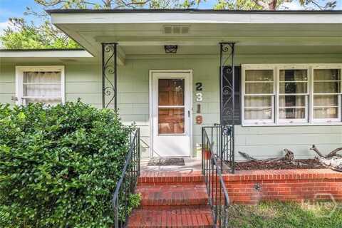 2319 Toussaint Avenue, Savannah, GA 31404