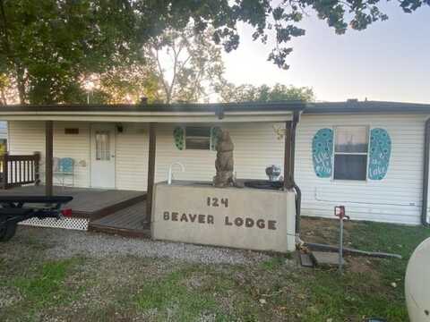 124 Eureka Lake Rd, Eureka, KS 67045