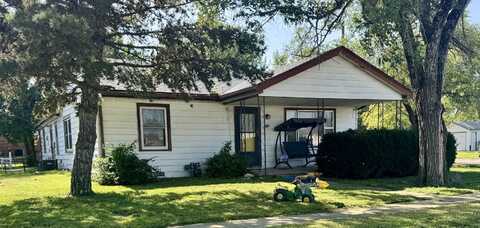103 S Church St, Udall, KS 67146