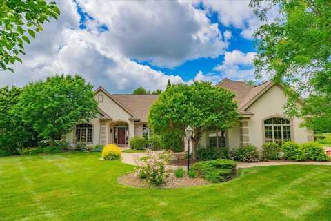 4865 Champions Run, Middleton, WI 53562