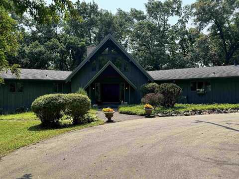2650 N Britt Road, Janesville, WI 53548