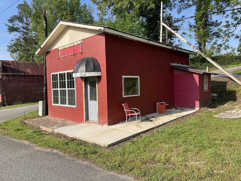 231 Main St, Vina, AL 35593