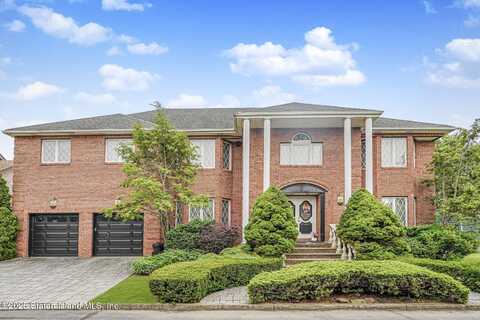 16 Nicolosi Loop, Staten Island, NY 10312