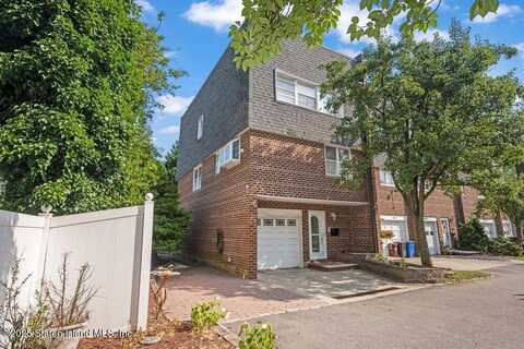 14 Yacht Club Cove Street, Staten Island, NY 10308