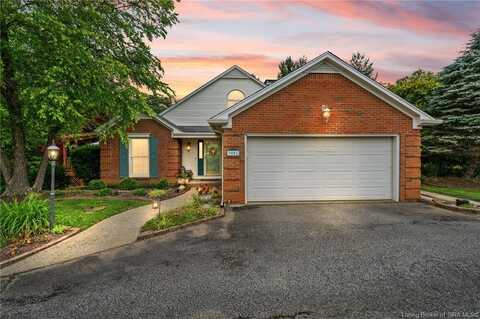 3001 Chimneywood Drive, Floyds Knobs, IN 47119