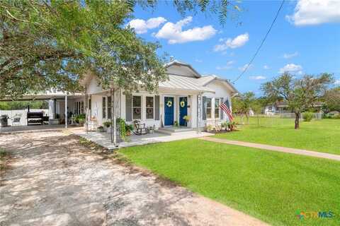 310 S Storts Street, Poth, TX 78147
