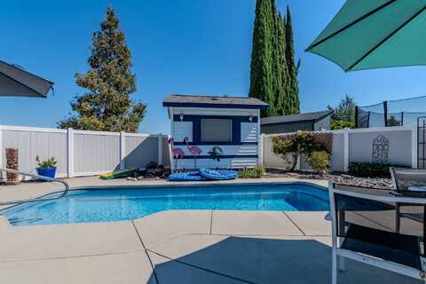 4060 Rock Way, Central Point, OR 97502