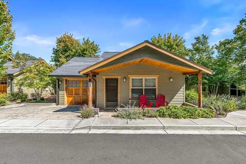 458 Beach Street, Ashland, OR 97520