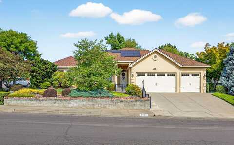 2923 Wilkshire Drive, Medford, OR 97504