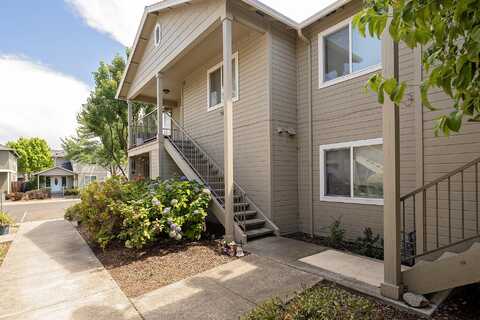 3167 Juniper, Medford, OR 97504
