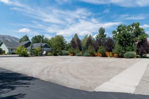 741 Eastridge Dr, Hailey, ID 83333