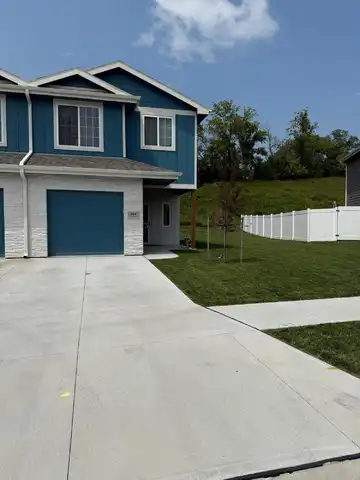 104 PAIGE Lane, COUNCIL BLUFFS, IA 51503