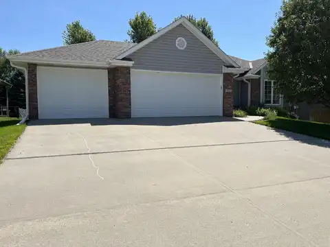 1321 ORAN Drive, COUNCIL BLUFFS, IA 51503