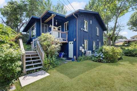 65 Lorelei Drive, North Kingstown, RI 02874