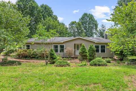 805 Riverwood Ln, Fries, VA 24330