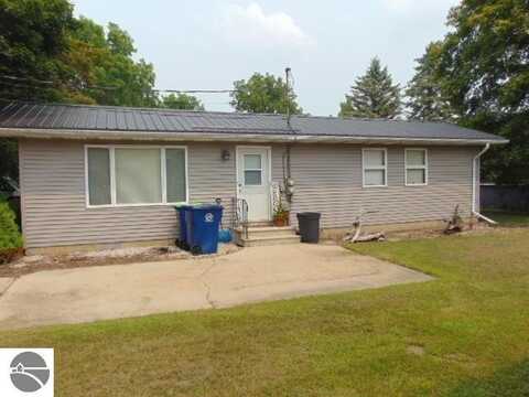 520 Wright Street, Breckenridge, MI 48615