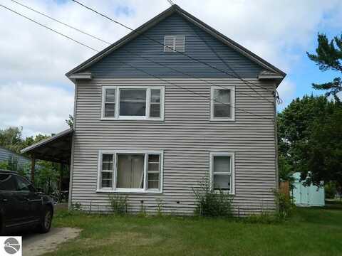 1504-1504 1/2 Lyons Street, Mount Pleasant, MI 48858