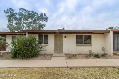 7516 E Paradise Palm Drive, Tucson, AZ 85730
