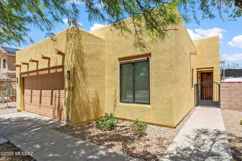 7635 S Granite Hill Drive, Tucson, AZ 85757