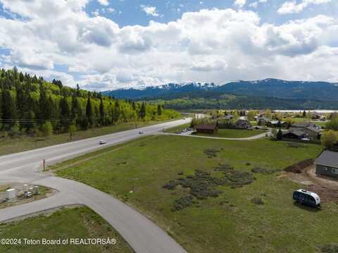 362 DEER Lane, Alpine, WY 83128
