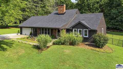 825 W Krislynn Woods Avenue, West Terre Haute, IN 47885