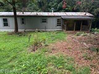 401 Ward Street, Roaring River, NC 28669