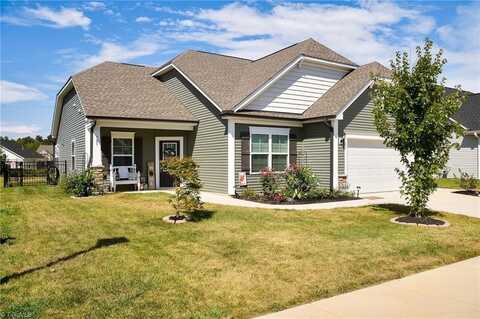 121 Moravian Court, Advance, NC 27006