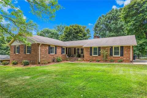 4803 Ellen Avenue, Pfafftown, NC 27040