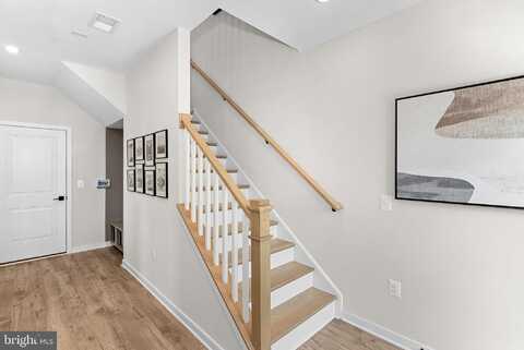 17942 ALICIA AVENUE, DUMFRIES, VA 22026