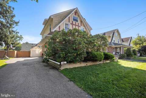 953 FOSS AVENUE, DREXEL HILL, PA 19026