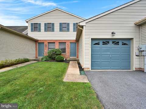 2096 WALNUT STREET, LEBANON, PA 17042