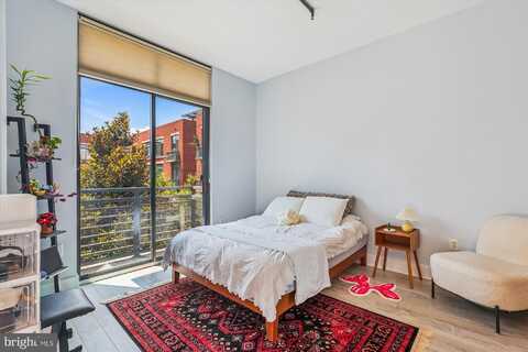 520 JOHN CARLYLE STREET, ALEXANDRIA, VA 22314
