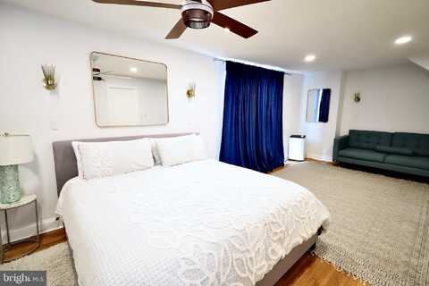 701 LOMBARD STREET, PHILADELPHIA, PA 19147