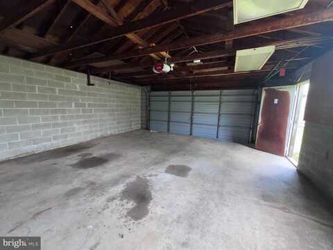 2807 ACADEMY AVENUE, HOLMES, PA 19043