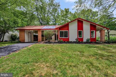 8704 BASKERVILLE PLACE, UPPER MARLBORO, MD 20772