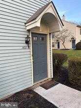 160 N BRADFORD COURT, MOUNT LAUREL, NJ 08054