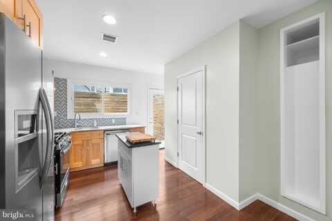 718 S RANDOLPH STREET, PHILADELPHIA, PA 19147
