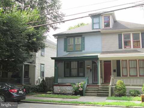 60 W WILLOW STREET, CARLISLE, PA 17013