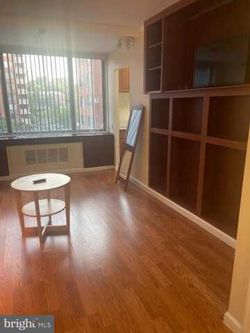1121 ARLINGTON PLACE, ARLINGTON, VA 22209