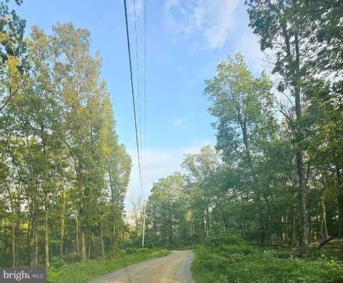 136 N PIONEER LANE, AUGUSTA, WV 26704