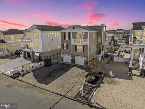 272 N 9TH STREET, SURF CITY, NJ 08008