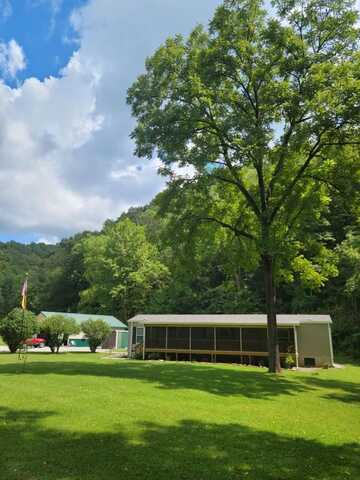 1122 Modock Hollow Rd, Celina, TN 38551
