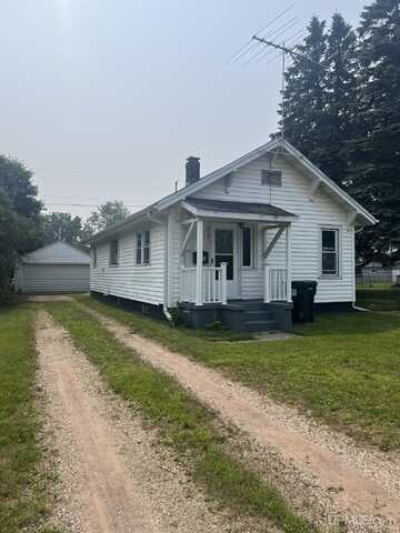 613 E Sagola, Kingsford, MI 49802